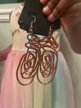 Load image into Gallery viewer, Signature Oval Copper Earrings